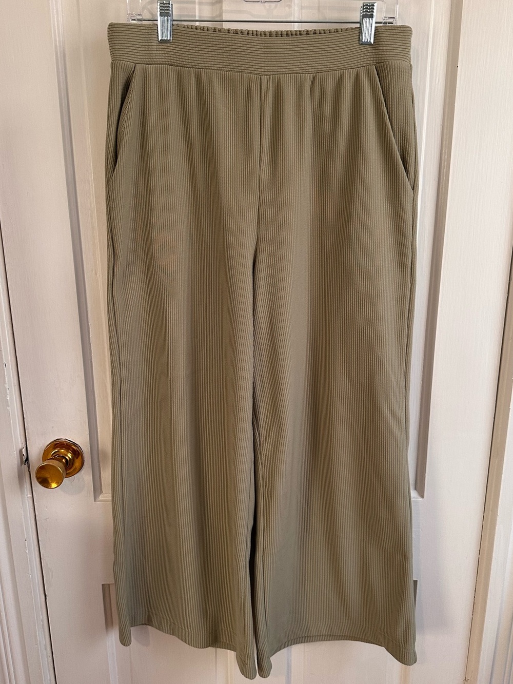 Adrianna Papell Olive Ribbed Wide-Leg Knit Pants